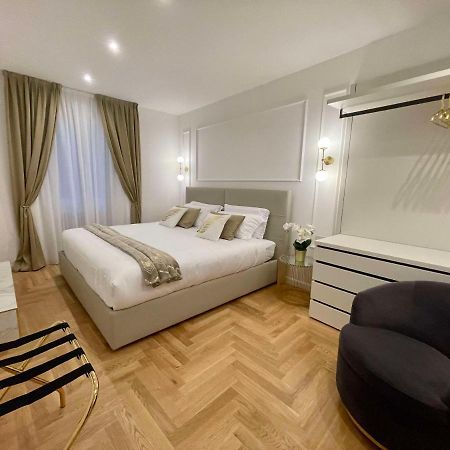 Bellagio Luxury Suites Apartments ภายนอก รูปภาพ