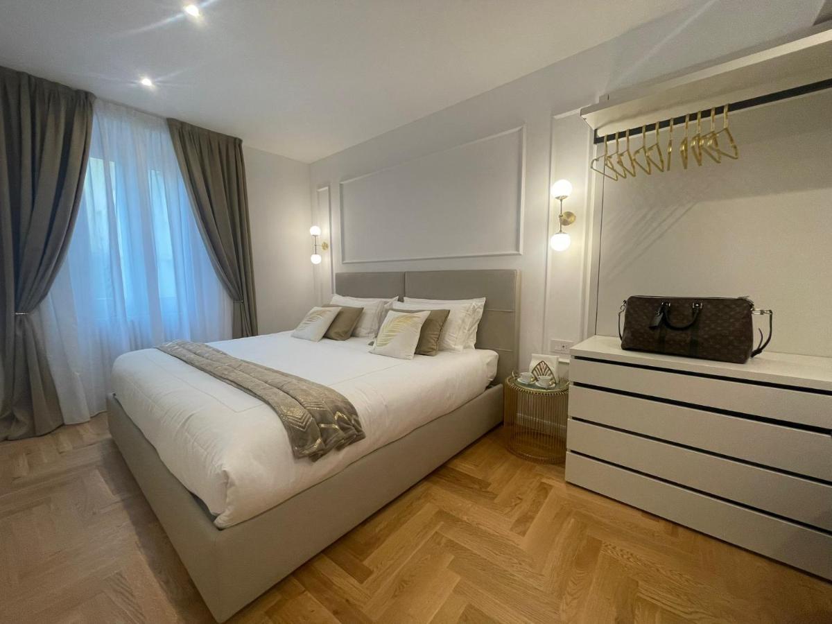Bellagio Luxury Suites Apartments ภายนอก รูปภาพ