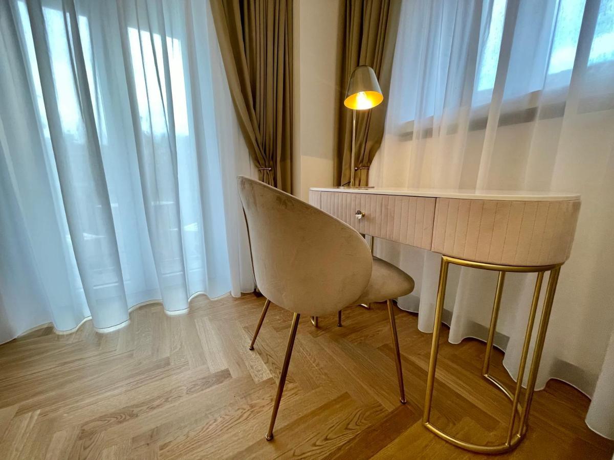 Bellagio Luxury Suites Apartments ภายนอก รูปภาพ