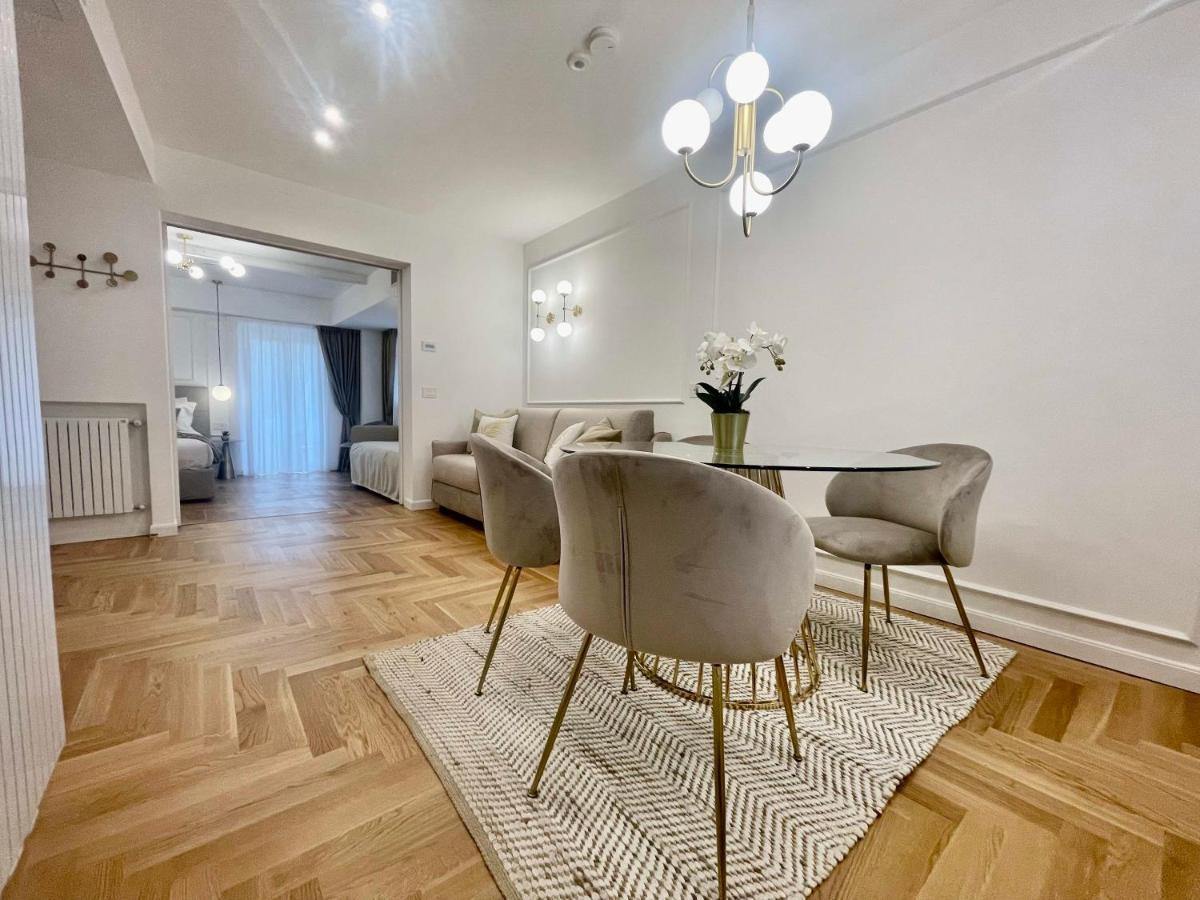Bellagio Luxury Suites Apartments ภายนอก รูปภาพ