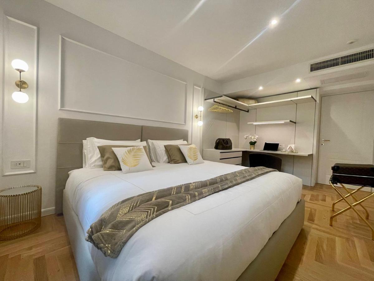 Bellagio Luxury Suites Apartments ภายนอก รูปภาพ